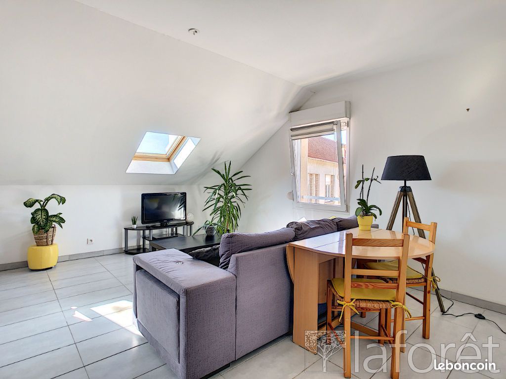 Appartement 3 pièces 44 m² (image 2)