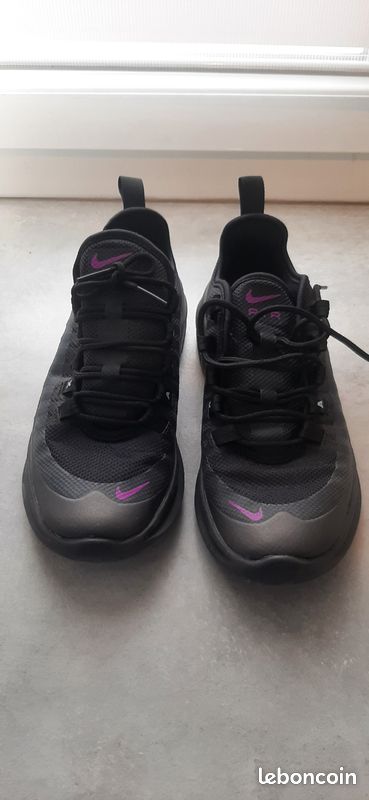Nike (image 2)