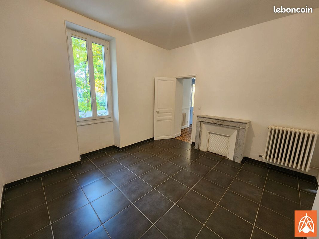 Maison a louer salon-de-provence - 4 pièce(s) - 103 m2 - Surfyn