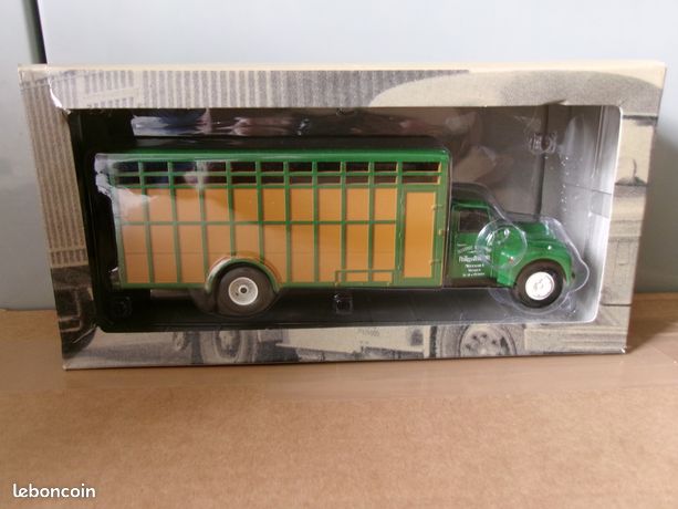 ALTAYA IXO 1/43 - Semi d'exception 37 - Saviem SM280 citerne Elf