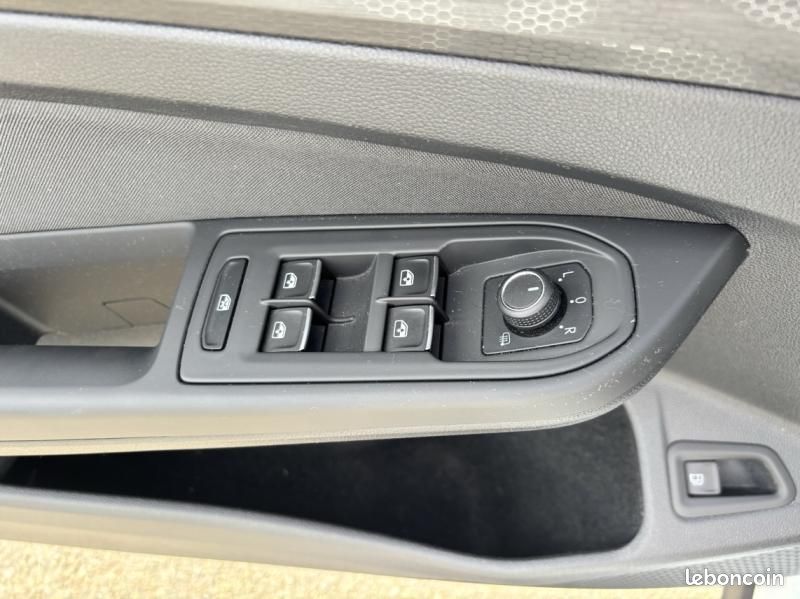 Volkswagen Golf 1.4 eHybrid 245ch GTE DSG6 (image 19)