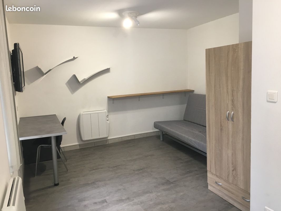 Appartement 1 pièce 25 m² · à Saint-Étienne · 25 m² · 450 €