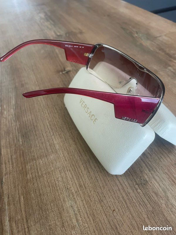 Lunettes solaires Versace (image 2)