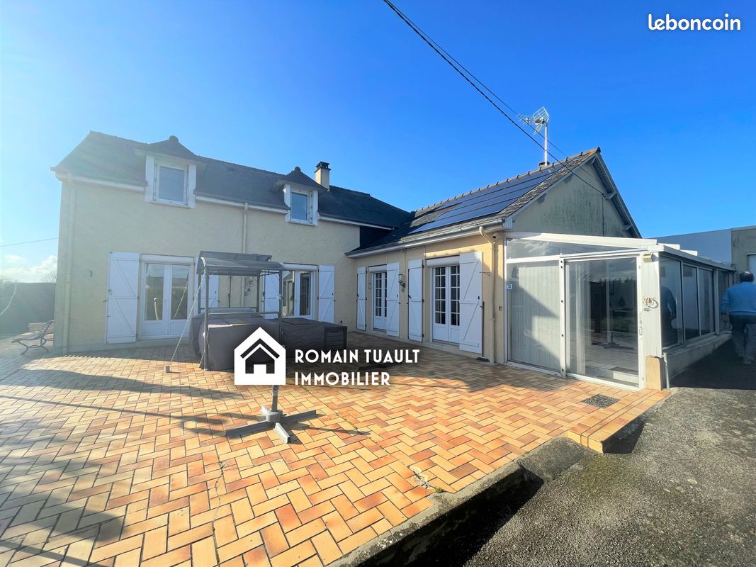 Maison 4 pièces 184 m² · à Ombrée d'Anjou · 184 m² · 209 000 €