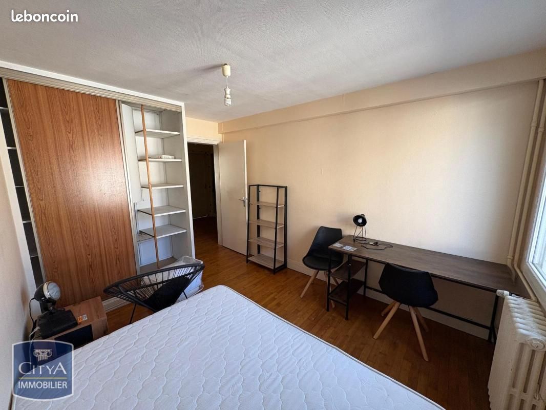 Appartement 1 pièce 11 m² · à Angoulême · 11 m² · 361 €/mois