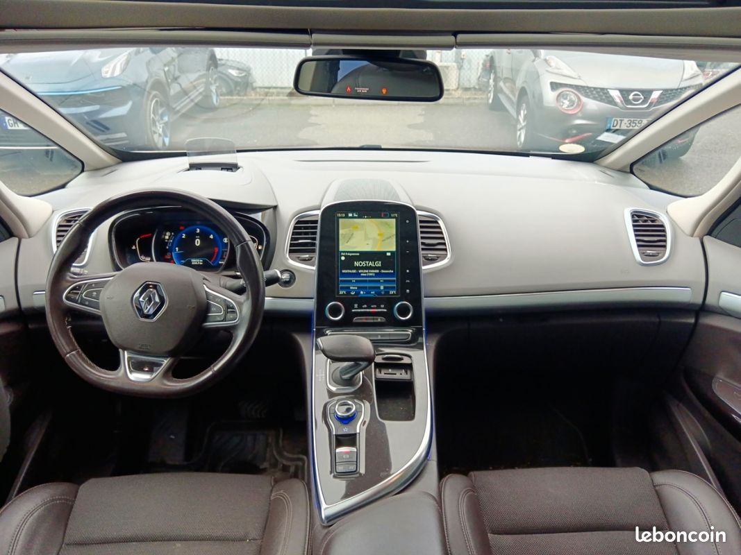 Renault Espace V 1.6 DCI 160CV Energy Zen EDC 6 / 7 places / Aide au stationnement avant et arrière avec caméra de recul/ Climatisation avant et arrière/ Radio Média R link2 (image 3)