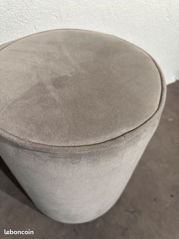 Pouf velours gris clair (image 4)