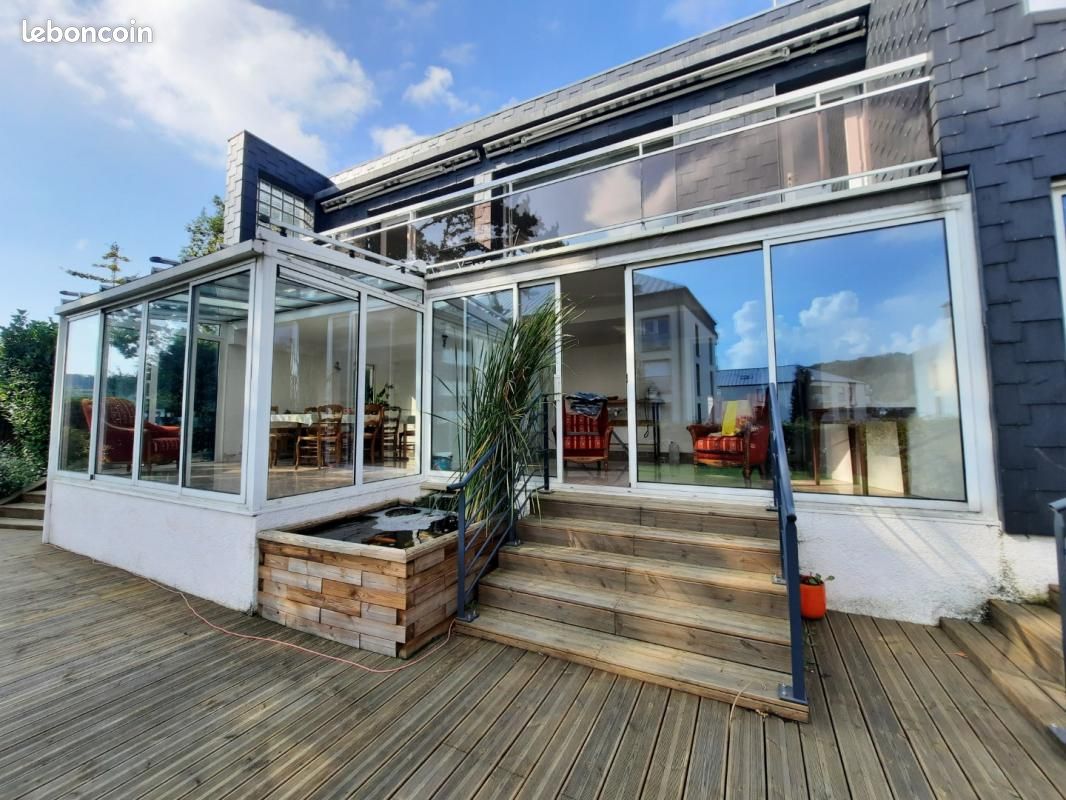 Maison 8 pièces 228 m² · à Montivilliers · 228 m² · 1 700 €