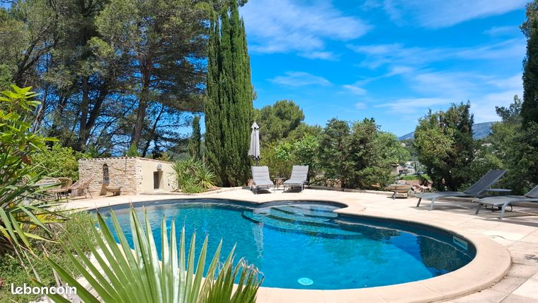 Villa de charme en restanques avec appartement indépendant