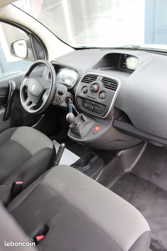 Rnault Kangoo BlueDci 95cv Extra R-Link Kit distri. Kit embrayage fait (image 4)