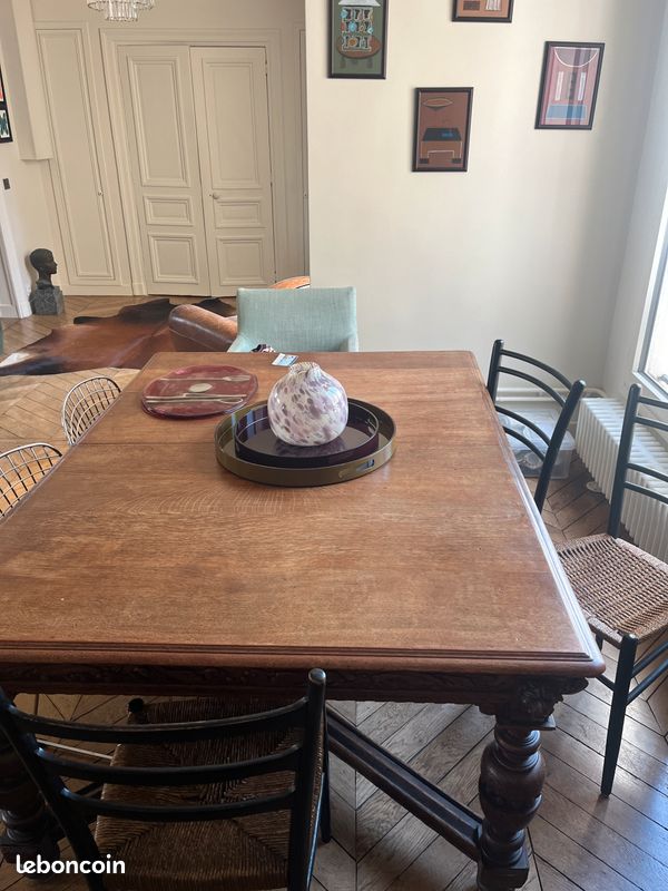 Vieille table de chateau (image 7)