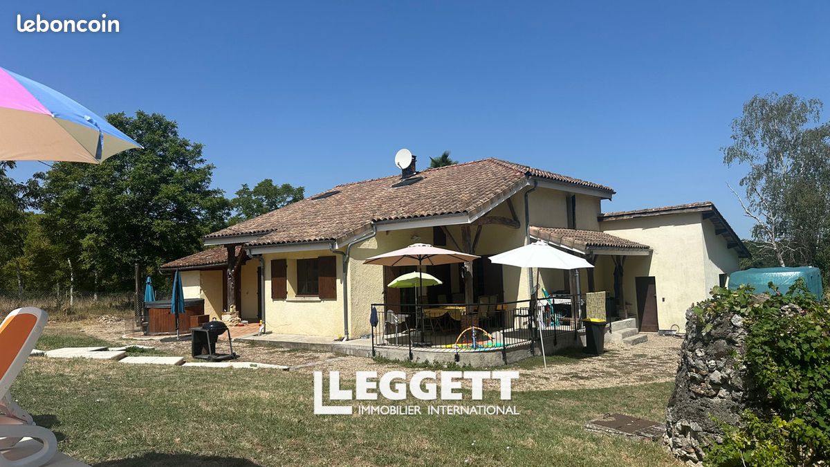 Maison 5 pièces 280 m² · à Clairac · 280 m² · 295 000 €
