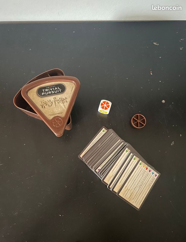 Jeu "Harry Potter " Trivial Pursuit (image 3)