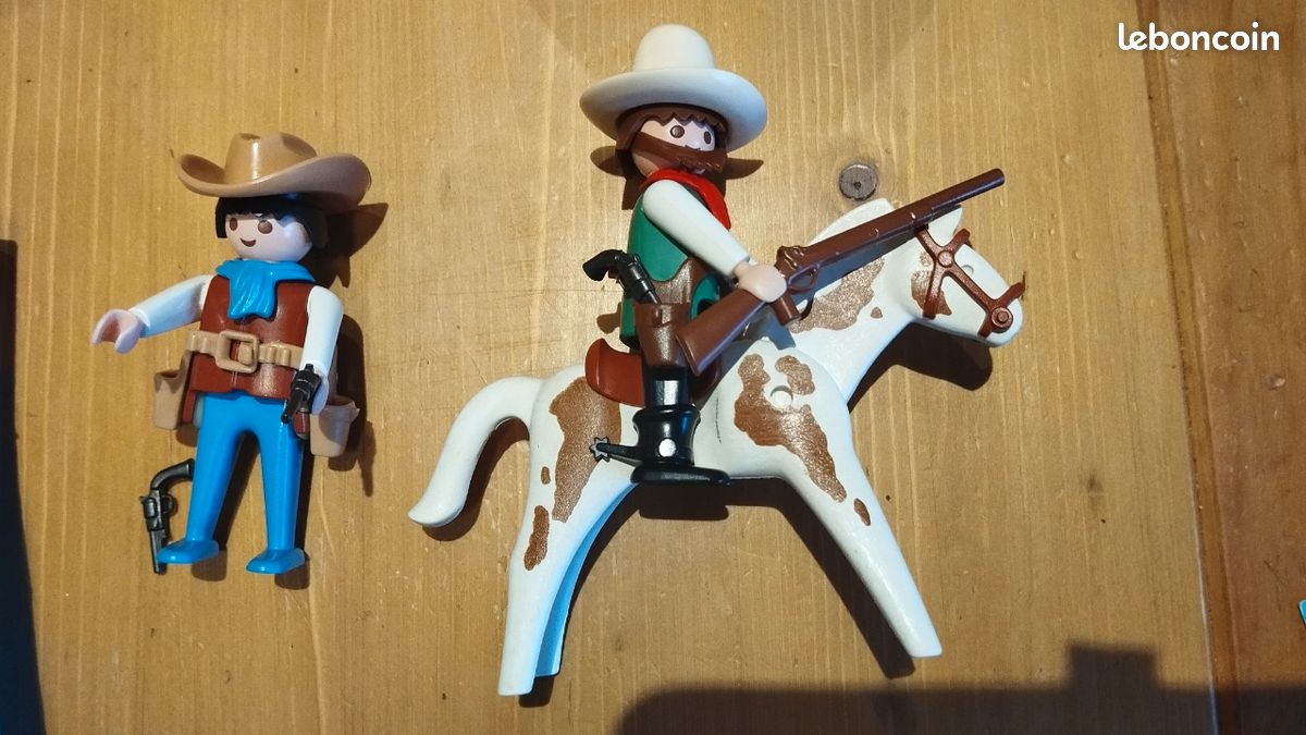 Playmobil 3304 ensemble ancien cow-boy cuir ouest pistolet