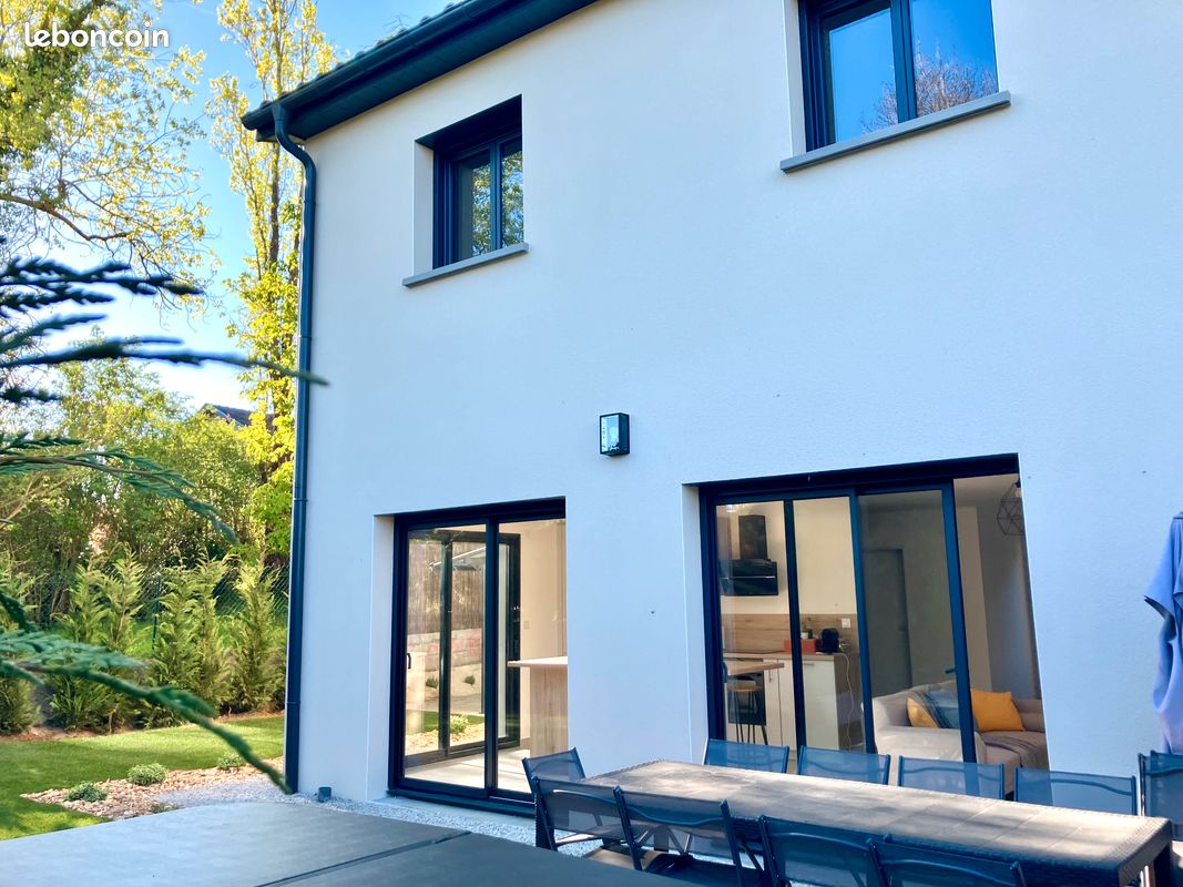 Maison 5 pièces 110 m² · à Brindas · 110 m² · 480 000 €