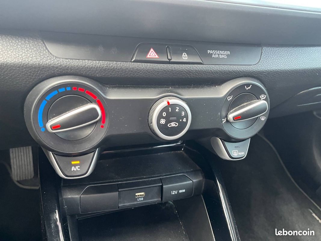 KIA Stonic 1.0 T-GDi 120 ch ISG BVM6 Active (image 21)
