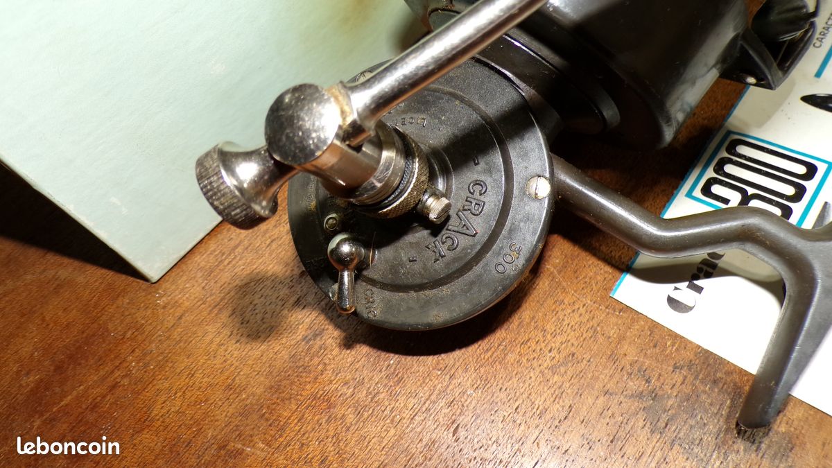 Moulinet De Pêche Vintage Crack 300 - Fabriqué En France - Pour Surf Et Eau Salée