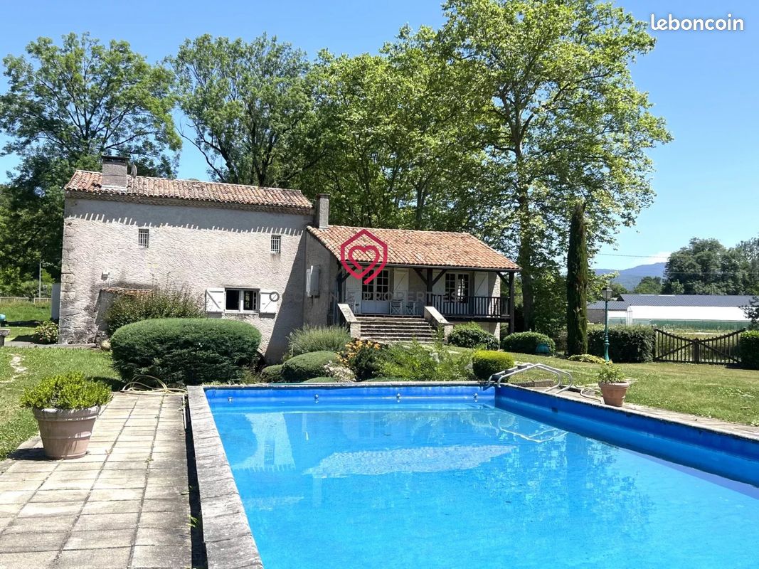Propriété 7 pièces 228 m² (image 4)