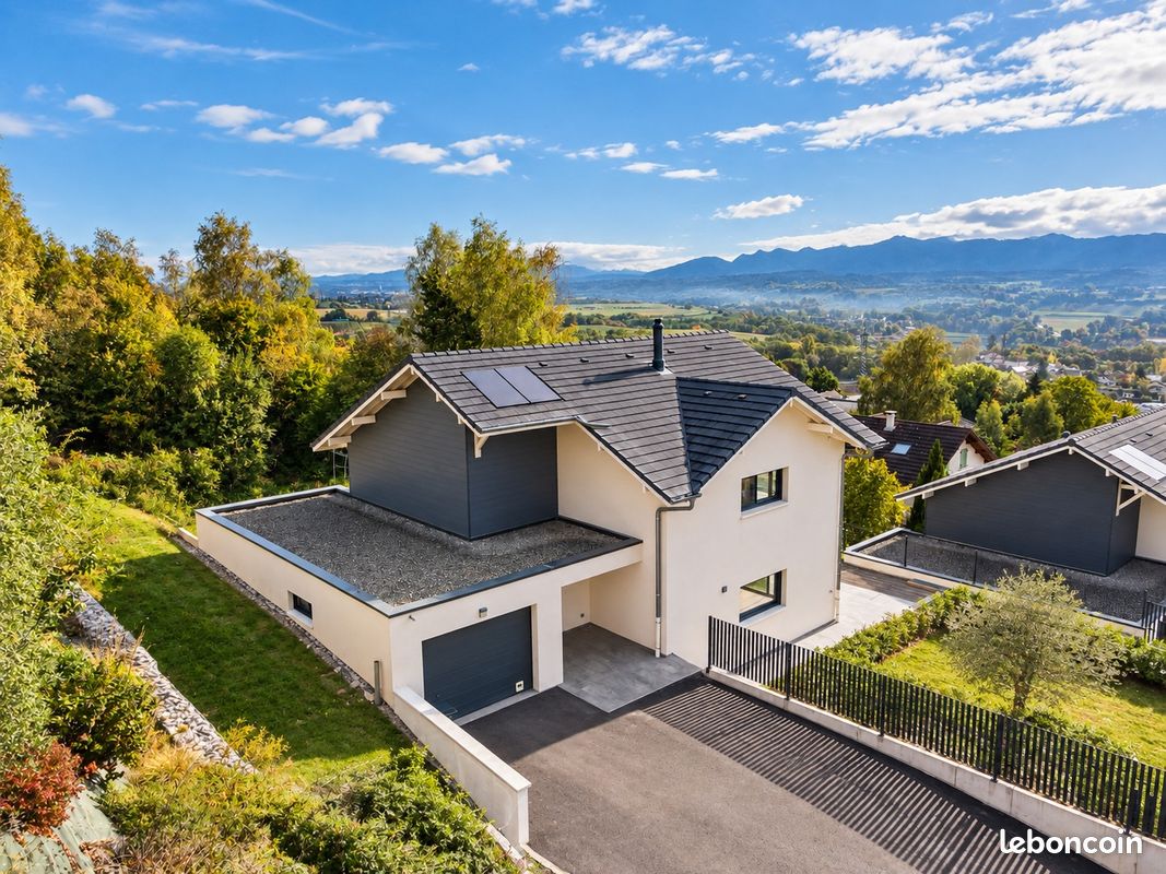 Maison 5 pièces 212 m² · à Challex · 212 m² · 949 000 €