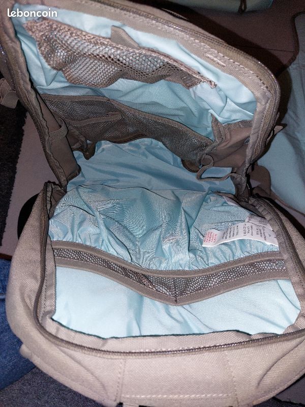 Sac à dos à langer (image 3)