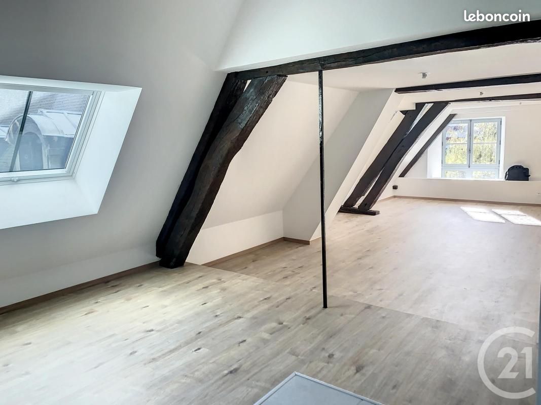 Appartement 2 pièces 74 m² · à Dijon · 74 m² · 853 €