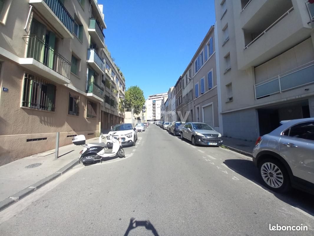 Parking 15 m² · à Marseille · 15 m² · 115 €/mois
