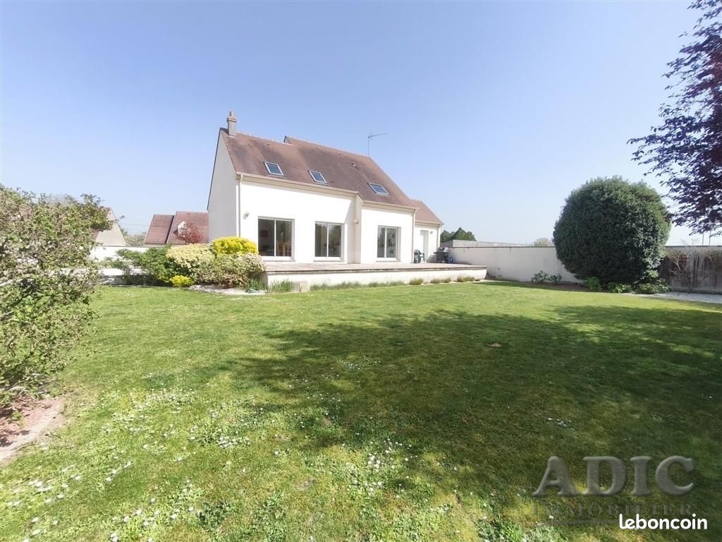 Maison 6 pièces 156 m² · à Dammartin-en-Goële · 156 m² · 499 000 €