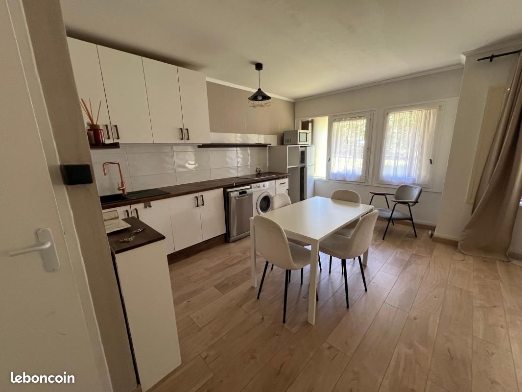 Appartement 2 pièces 41 m² · à Fresnes · 41 m² · 950 €