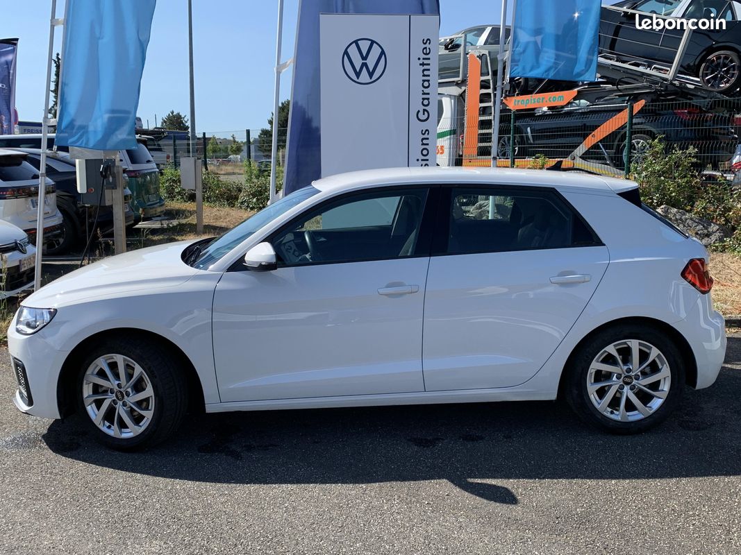 AUDI A1 Sportback 30 TFSI 110 ch S tronic 7 Business line (image 2)