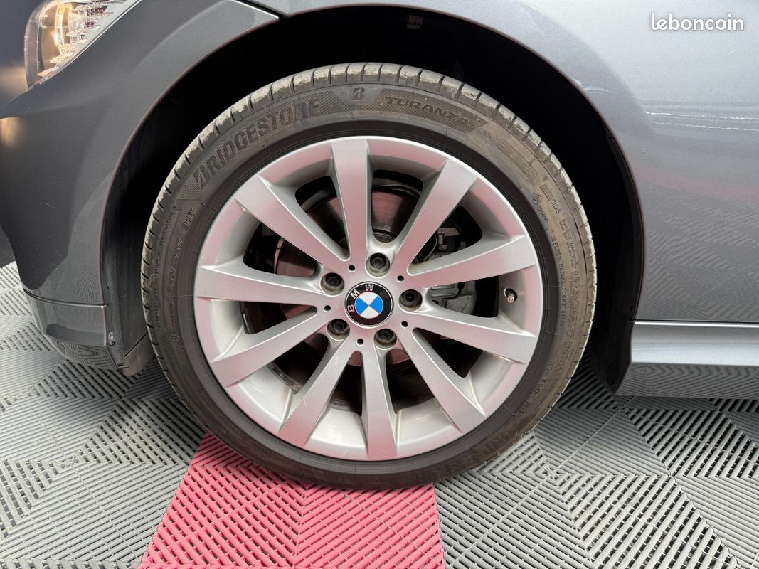 BMW SERIE 3 E90 LCI 318d 143 ch Confort A (image 8)