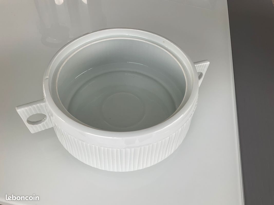Soupière porcelaine HAVILAND LIMOGES diamètre 23 cm (image 1)