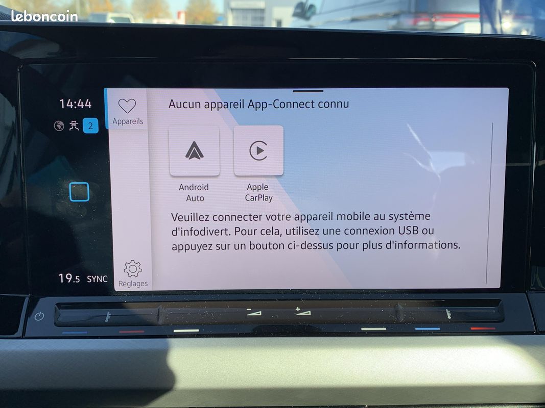 VOLKSWAGEN Golf 1.0 eTSI OPF 110 DSG7 Life Plus (image 24)