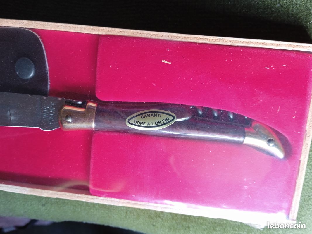 Coffret Laguiole Sommelier Cépage Doré à L'or Fin, Tire-bouchon Et Accessoires