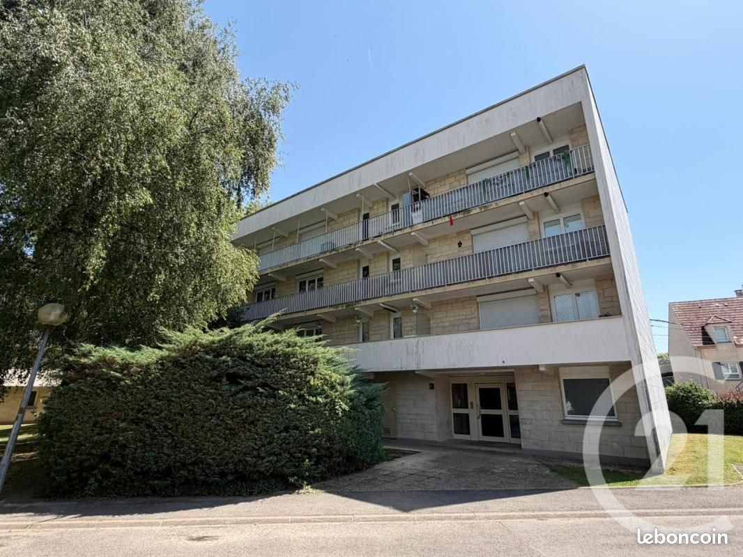 Appartement 1 pièce 27 m² · au Plessis-Belleville · 27 m² · 620 €/mois