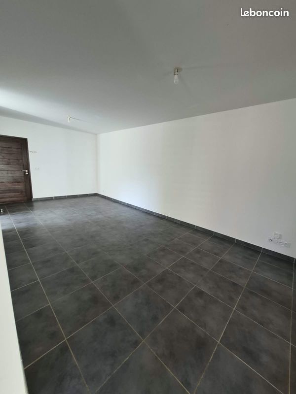 Appartement 3 pièces 66 m² · à Remire-Montjoly · 66 m² · 1 150 €/mois