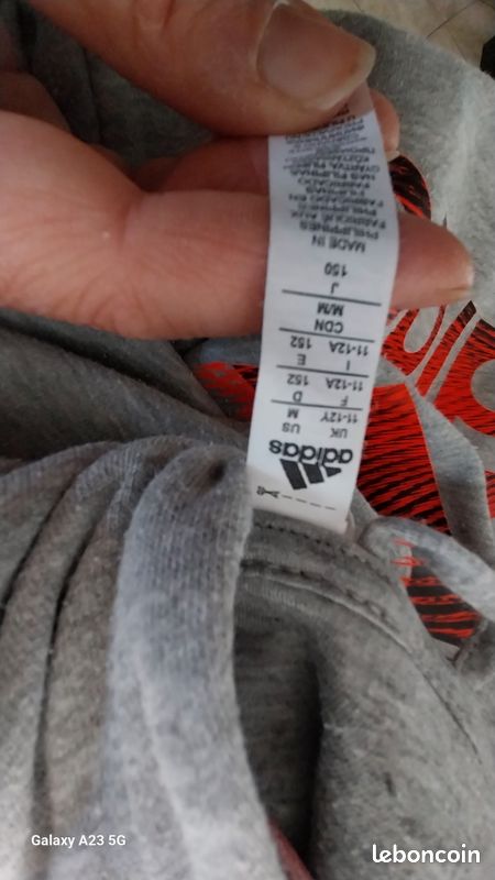Pull à capuche garçon gris taille 11-12 ans marque (image 3)