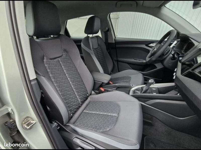 Audi A1 Sportback 30 TFSI 116ch S line S tronic 7 (image 5)