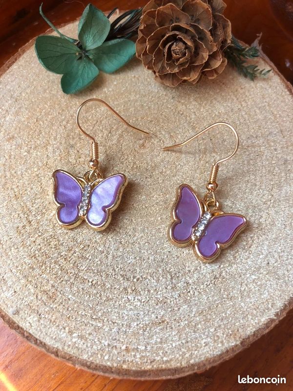 Boucle D'oreille Vintage En Plastique Violet - Clip (sans Perçage) - Ancien Stock Neuf