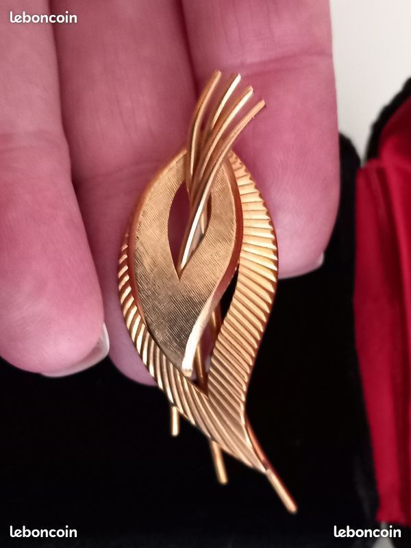 Broche Ancienne Murat En Plaqué Or - Bijou Vintage Occasion - Style Français