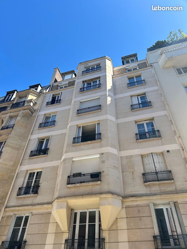 Appartement 1 pièce 12 m² · à Paris · 12 m² · 143 000 €
