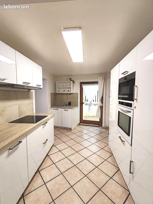 Vente | Maison de village | 4p | 3ch | 90 m² | Chevry | Terrasse · Jardin (image 6)