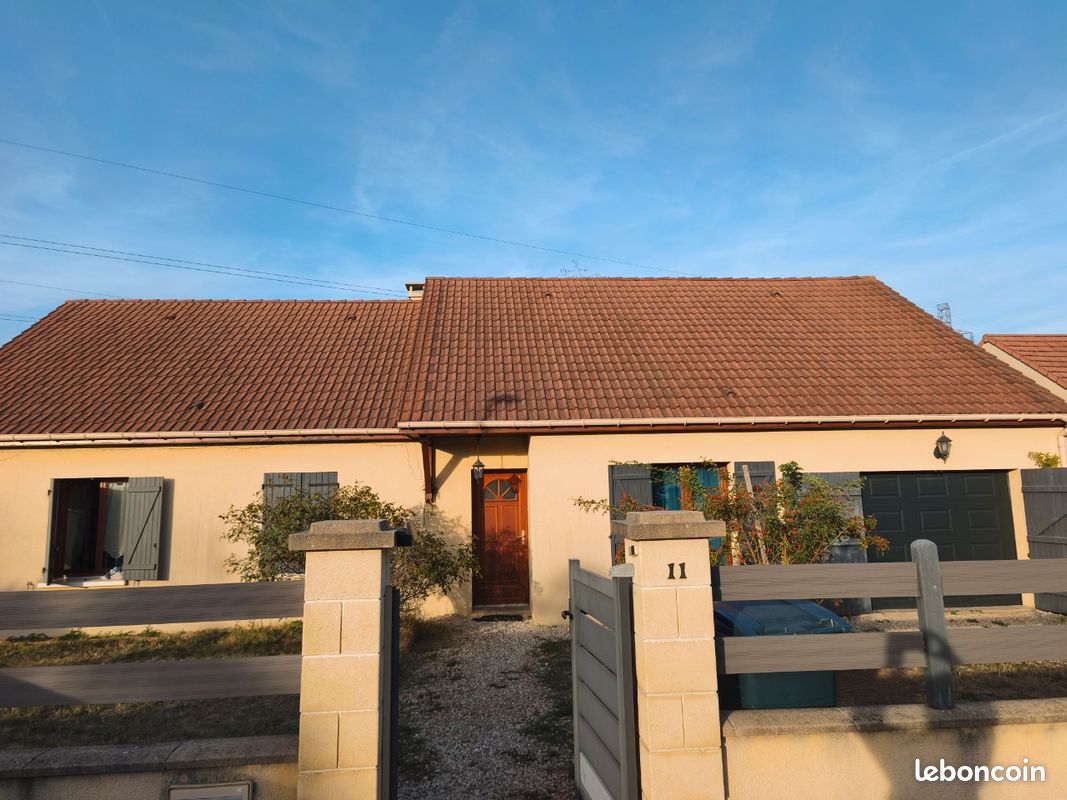 Maison 6 pièces 120 m² · à Saint-Marcel · 120 m² · 140 000 €