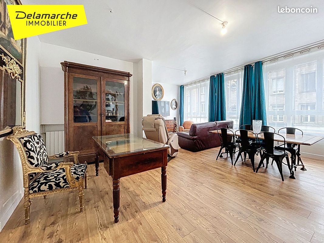 Immeuble 7 pièces 214 m² · à Gavray-sur-Sienne · 214 m² · 367 000 €