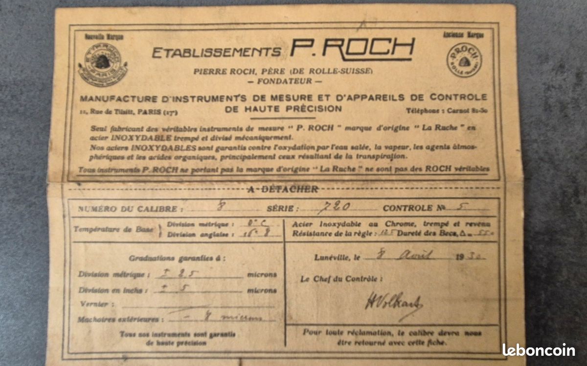 PIED À COULISSE et réglet dans son coffret d’origine de 1950, Pierre