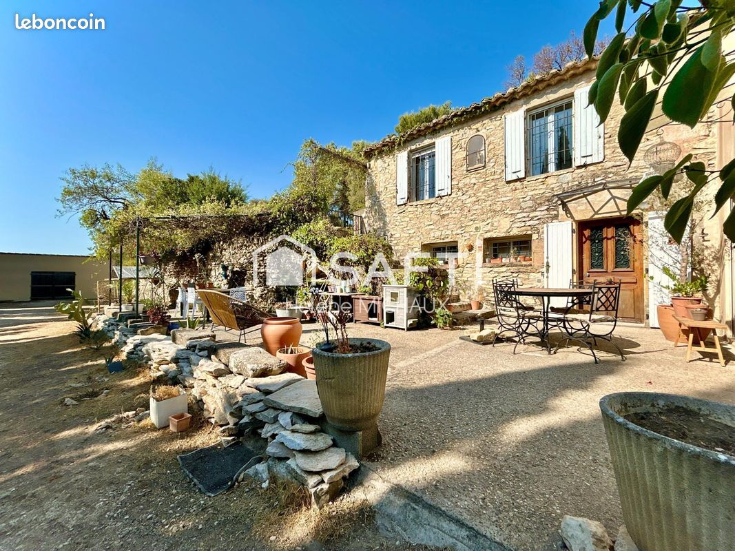 Maison 5 pièces 130 m² · à Valliguières · 130 m² · 420 000 €