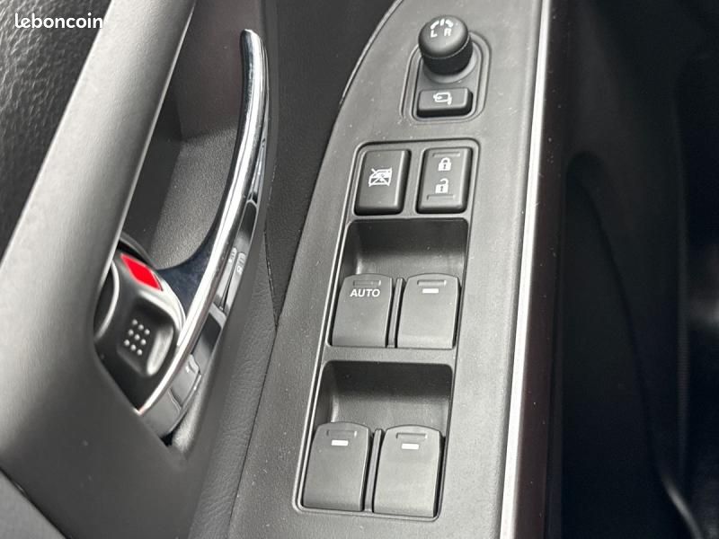 Suzuki S-Cross 1.4 Boosterjet Hybrid 110ch Style MY25 (image 27)