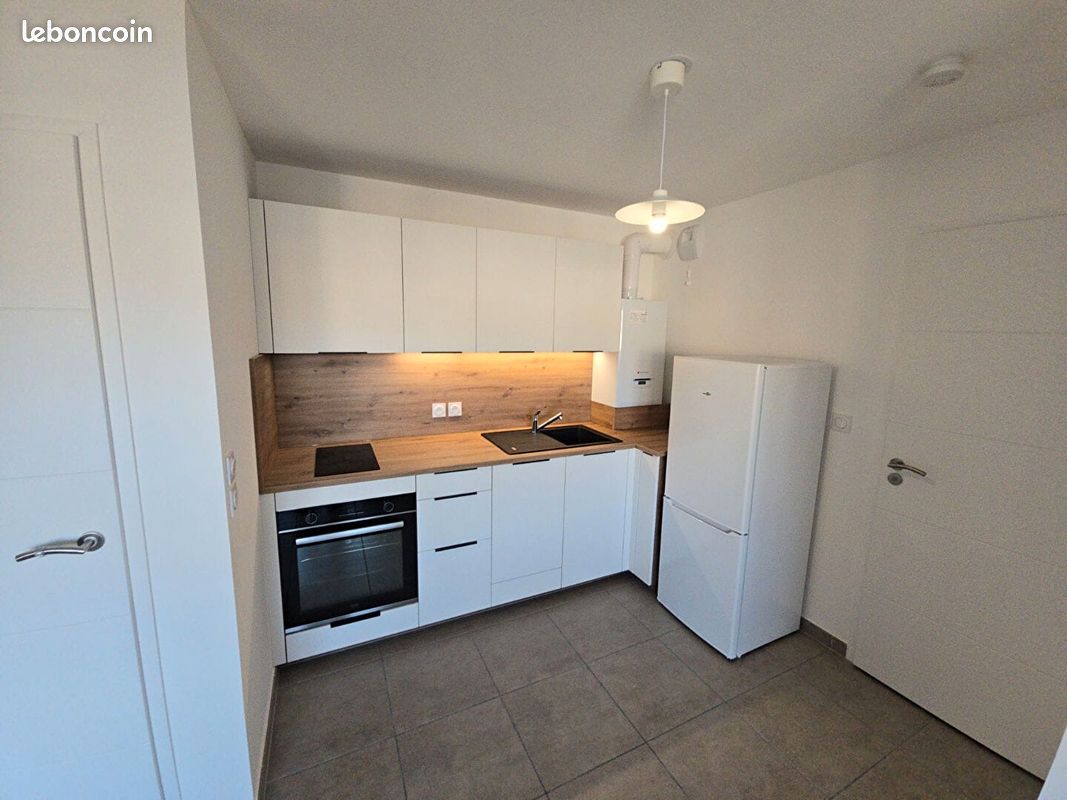 Appartement 2 pièces 46 m² · à Saint-Pierre-en-Faucigny · 46 m² · 988 €/mois