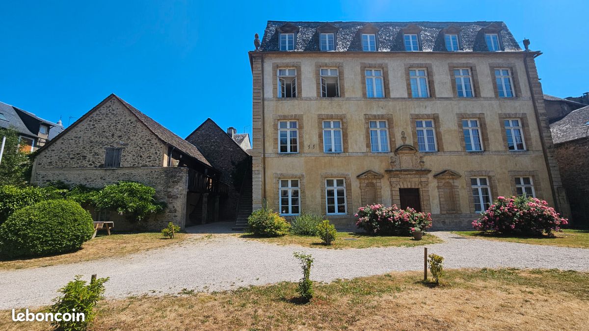Appartement 2 pièces 40 m² · à Saint Geniez d'Olt Et d'Aubrac · 40 m² · 54 000 €