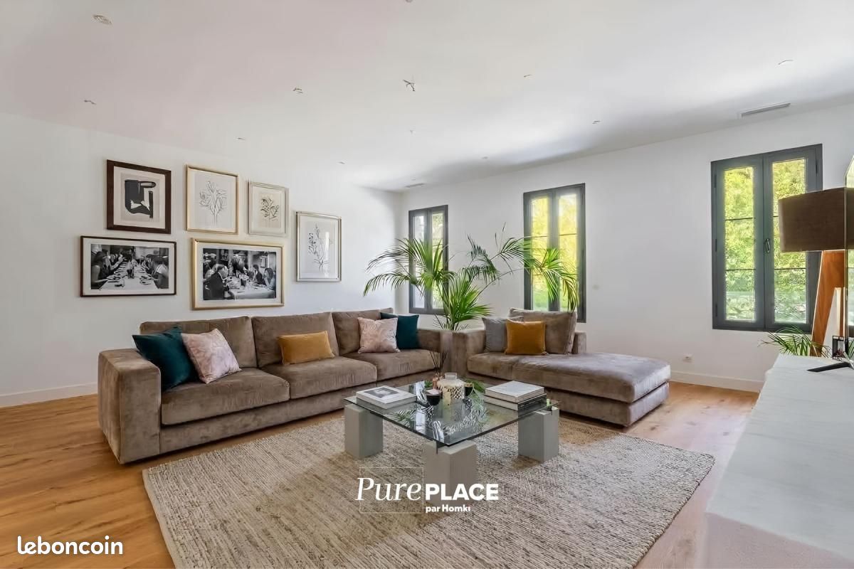Maison 4 pièces 220 m² · à Bordeaux · 220 m² · 850 000 €