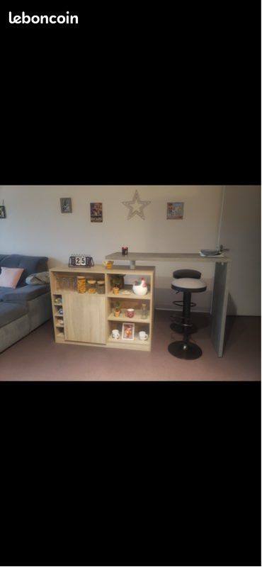Bar (image 1)